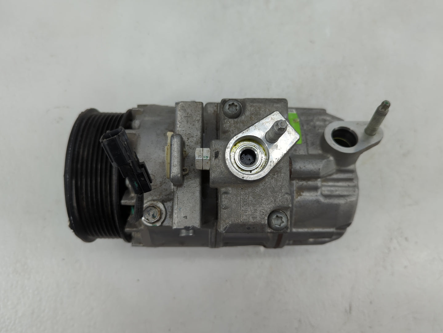 2024 Ford F-250 Super Duty Air Conditioning A/c Ac Compressor Oem - Oemusedautoparts1.com