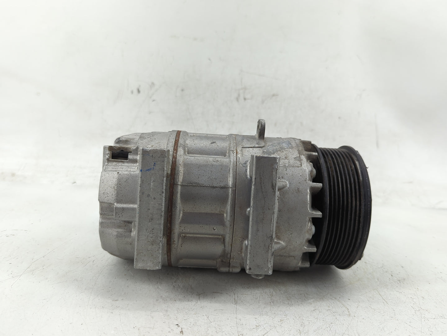2024 Ford F-250 Super Duty Air Conditioning A/c Ac Compressor Oem - Oemusedautoparts1.com