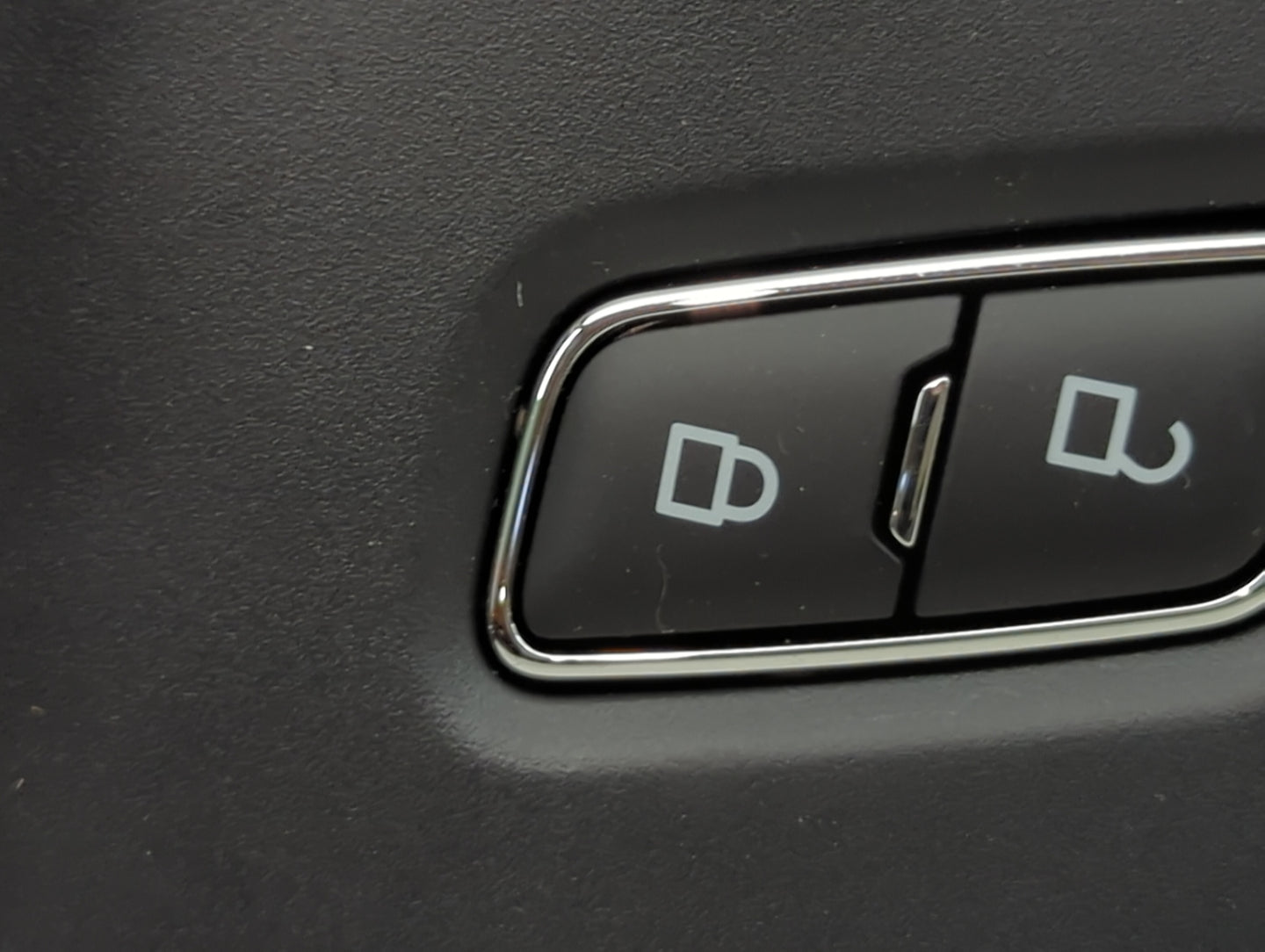 2024 Ford F250sd Master Power Window Switch Replacement Driver Side Left P/N:PC3B-J237W21-A Fits OEM Used Auto Parts - Oemus