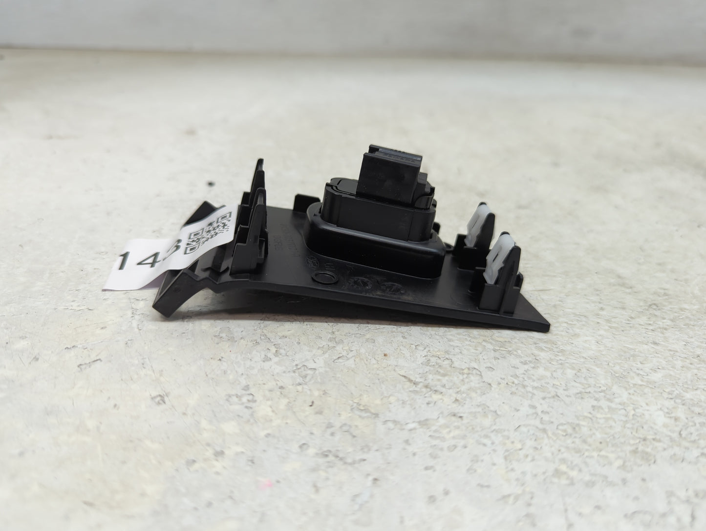 2024 Ford F250sd Master Power Window Switch Replacement Driver Side Left P/N:PC3B-J237W21-A Fits OEM Used Auto Parts - Oemus