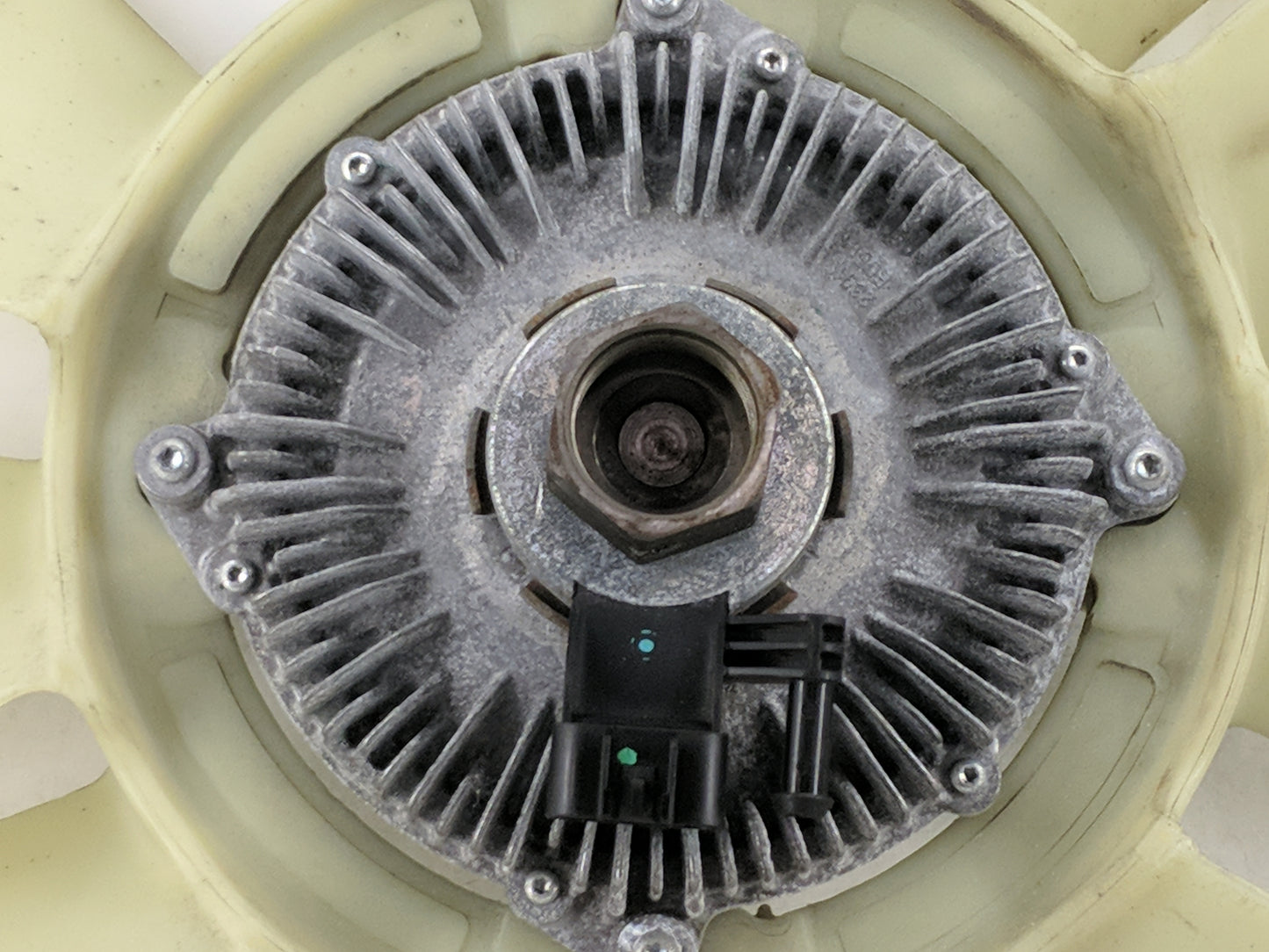 2024 Ford F250sd Radiator Cooling Fan Clutch - Oemusedautoparts1.com
