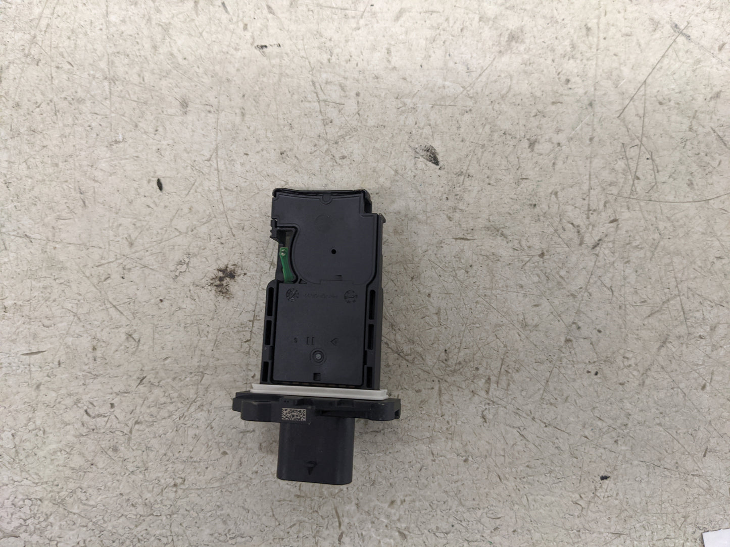 2024 Ford F350sd Mass Air Flow Meter Maf - Oemusedautoparts1.com