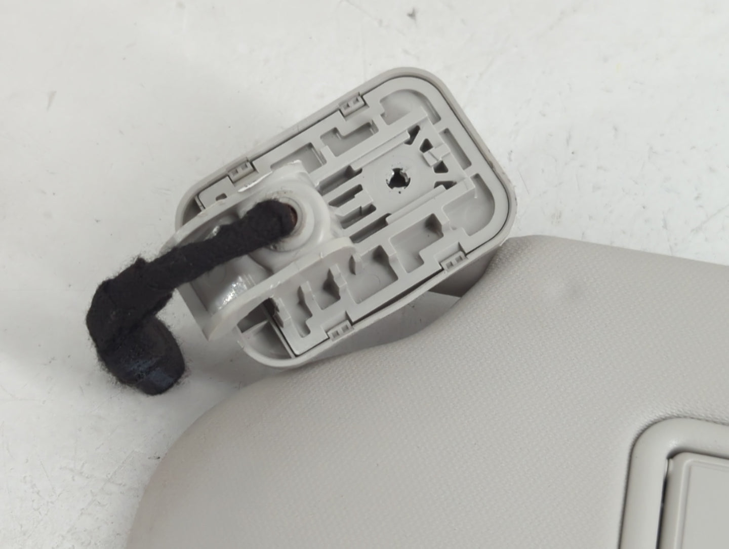 2024 Ford Maverick Sun Visor Shade Replacement Driver Left Mirror Fits OEM Used Auto Parts - Oemusedautoparts1.com