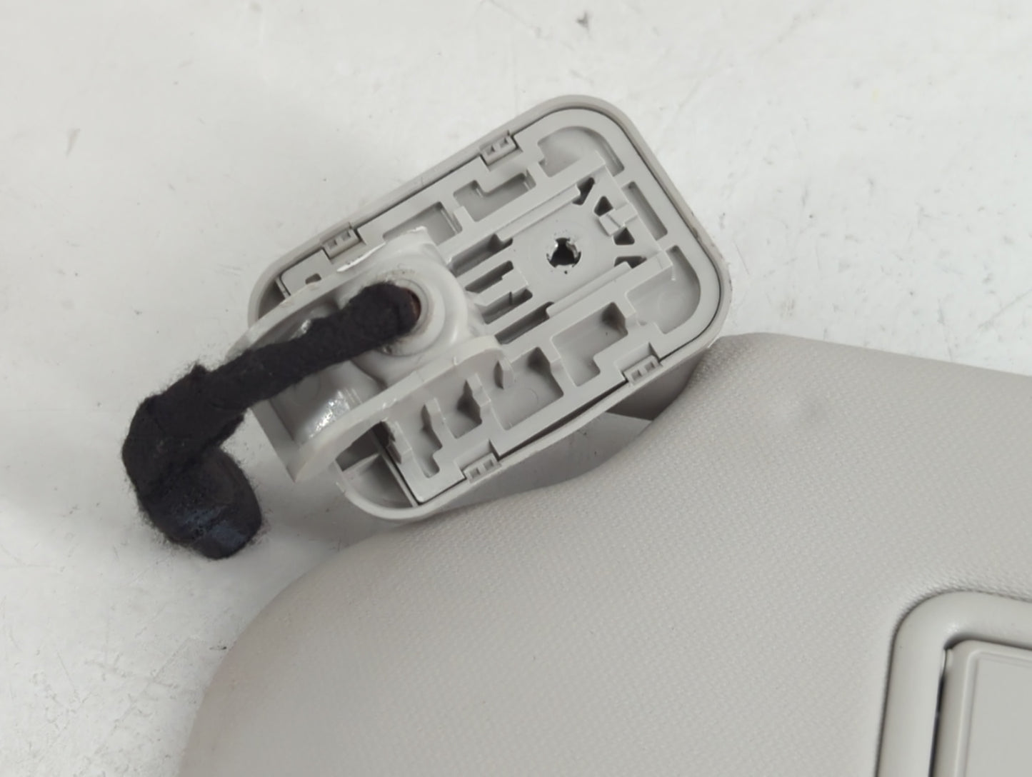 2024 Ford Maverick Sun Visor Shade Replacement Driver Left Mirror Fits OEM Used Auto Parts - Oemusedautoparts1.com