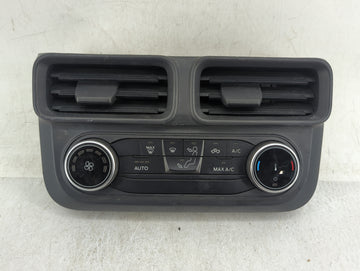 2024 Ford Maverick Climate Control Module Temperature AC/Heater Replacement P/N:NZ6T-18C612-JD Fits OEM Used Auto Parts - Oe