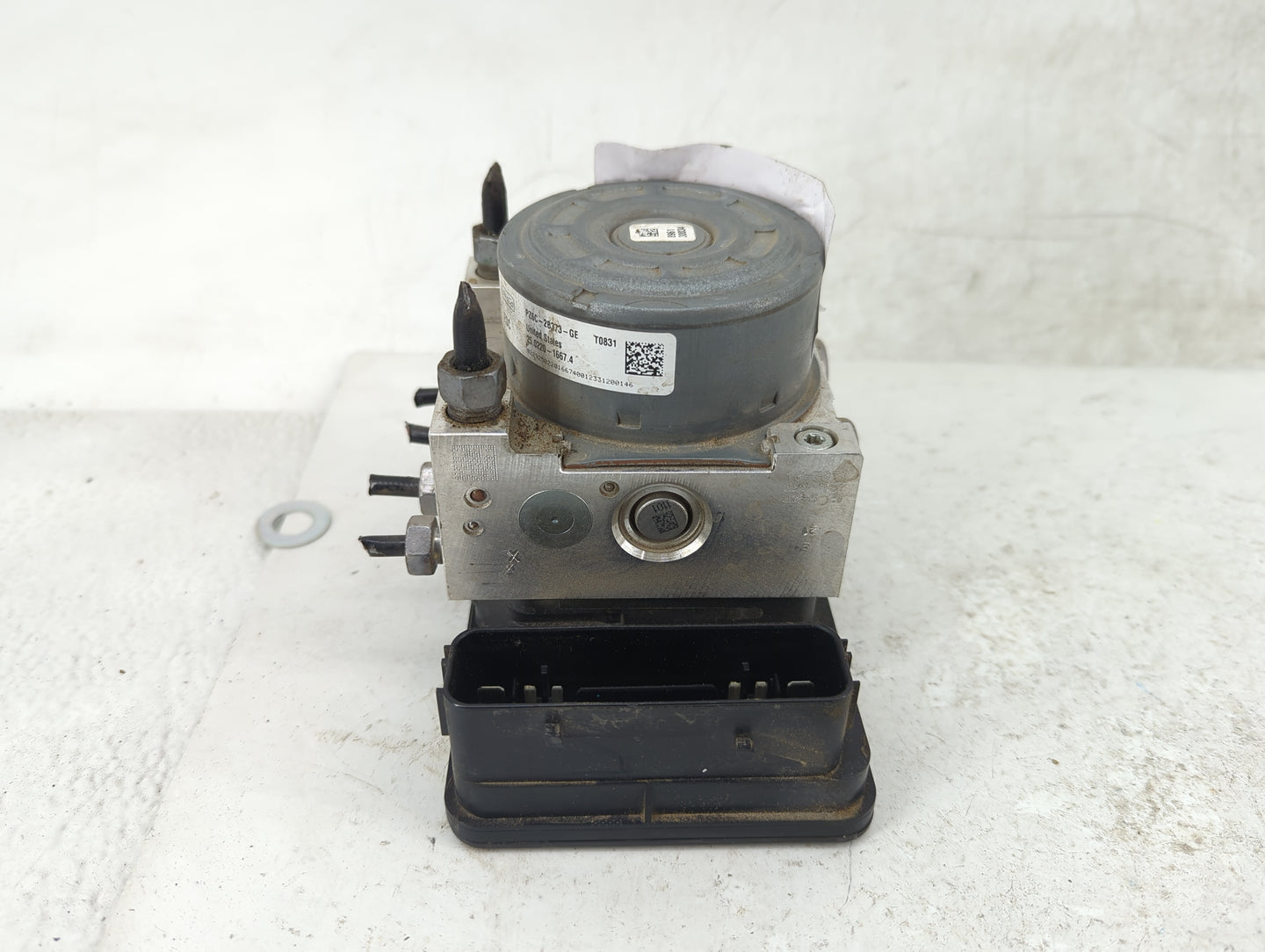 2024 Ford Maverick ABS Pump Control Module Replacement P/N:PZ6C-2C219-GE Fits OEM Used Auto Parts - Oemusedautoparts1.com