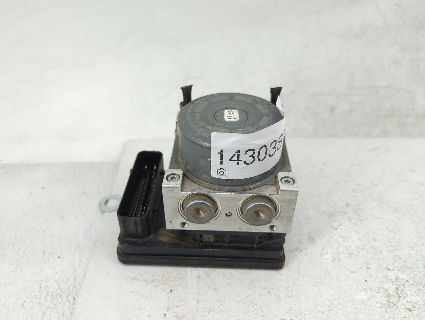 2024 Ford Maverick ABS Pump Control Module Replacement P/N:PZ6C-2C219-GE Fits OEM Used Auto Parts - Oemusedautoparts1.com