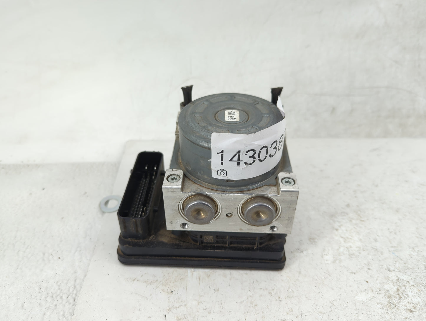 2024 Ford Maverick ABS Pump Control Module Replacement P/N:PZ6C-2C219-GE Fits OEM Used Auto Parts - Oemusedautoparts1.com