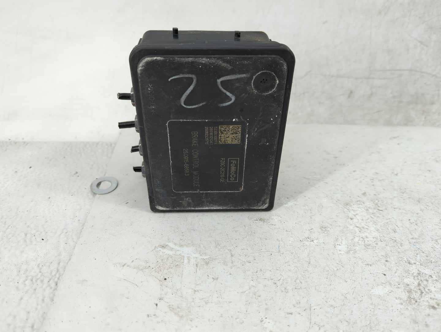 2024 Ford Maverick ABS Pump Control Module Replacement P/N:PZ6C-2C219-GE Fits OEM Used Auto Parts - Oemusedautoparts1.com