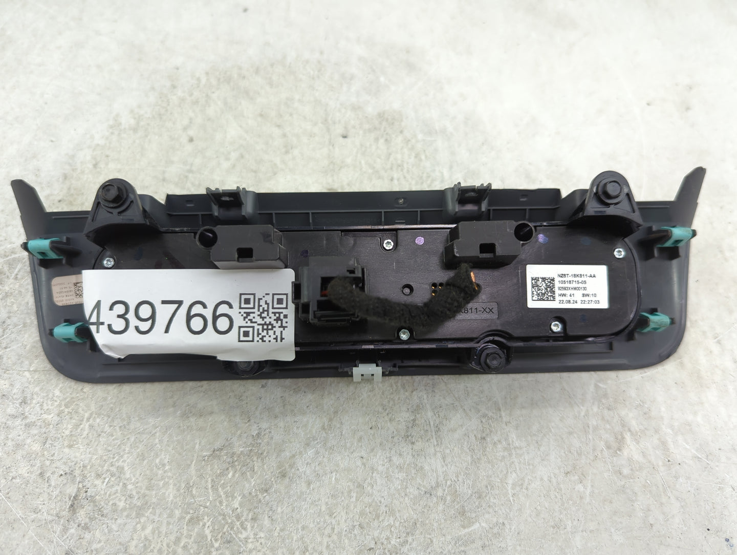 2024 Ford Maverick Climate Control Module Temperature AC/Heater Replacement P/N:NZ6T-18K811-AA 10516715-05 Fits OEM Used Aut