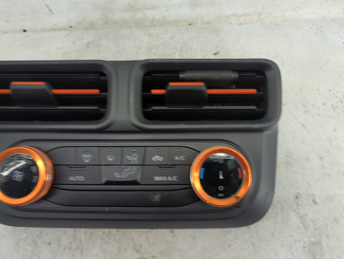 2024 Ford Maverick Climate Control Module Temperature AC/Heater Replacement P/N:NZ6T-18C612-JE Fits OEM Used Auto Parts - Oe