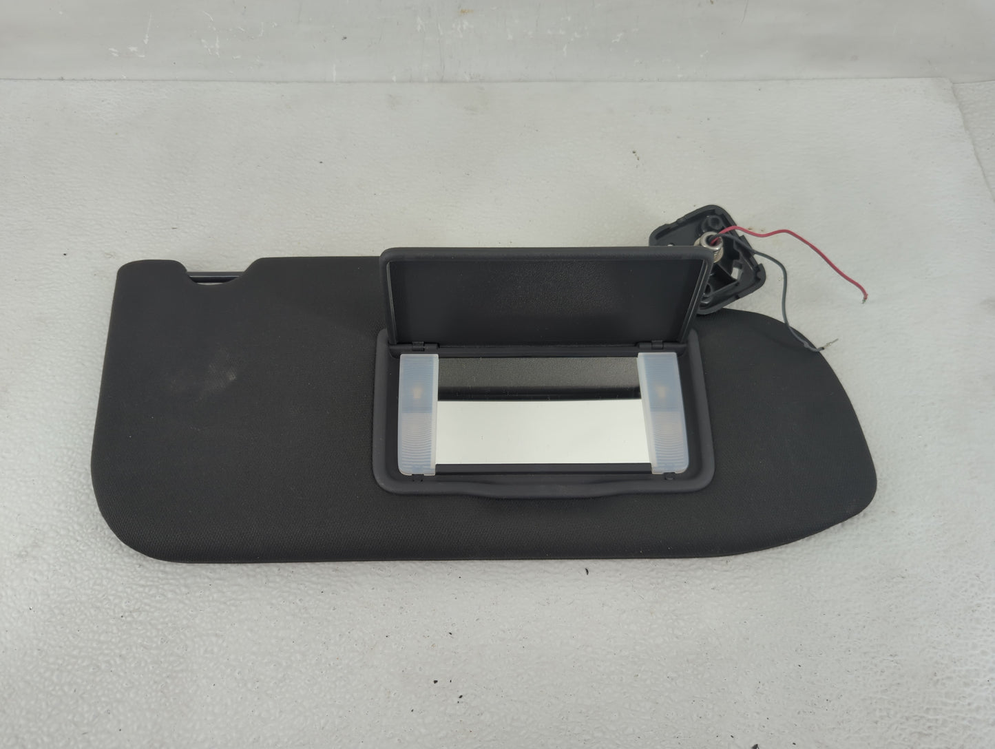2013-2019 Ford Taurus Sun Visor Shade Replacement Passenger Right Mirror Fits OEM Used Auto Parts - Oemusedautoparts1.com