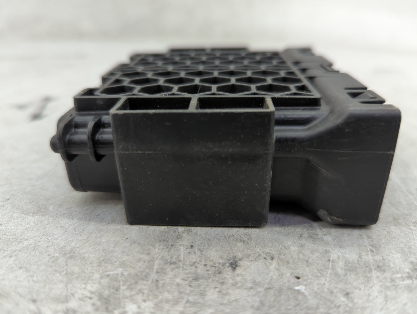 Gmc Sierra 1500 Pickup Network Gateway Control Module - Oemusedautoparts1.com