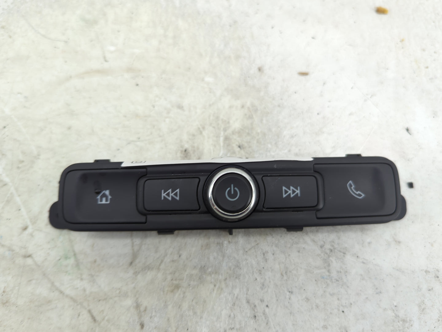 2024 Gmc Terrain Radio Control Panel - Oemusedautoparts1.com