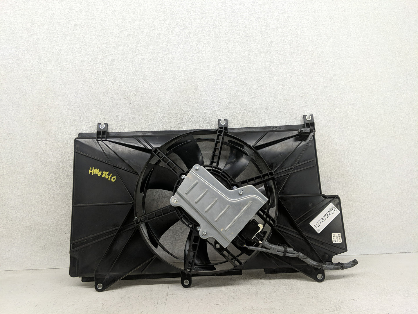 2024 Honda Accord Electric Radiator Cooling Fan Motor Assembly P/N:19015-6NH-A01 Fits OEM Used Auto Parts - Oemusedautoparts