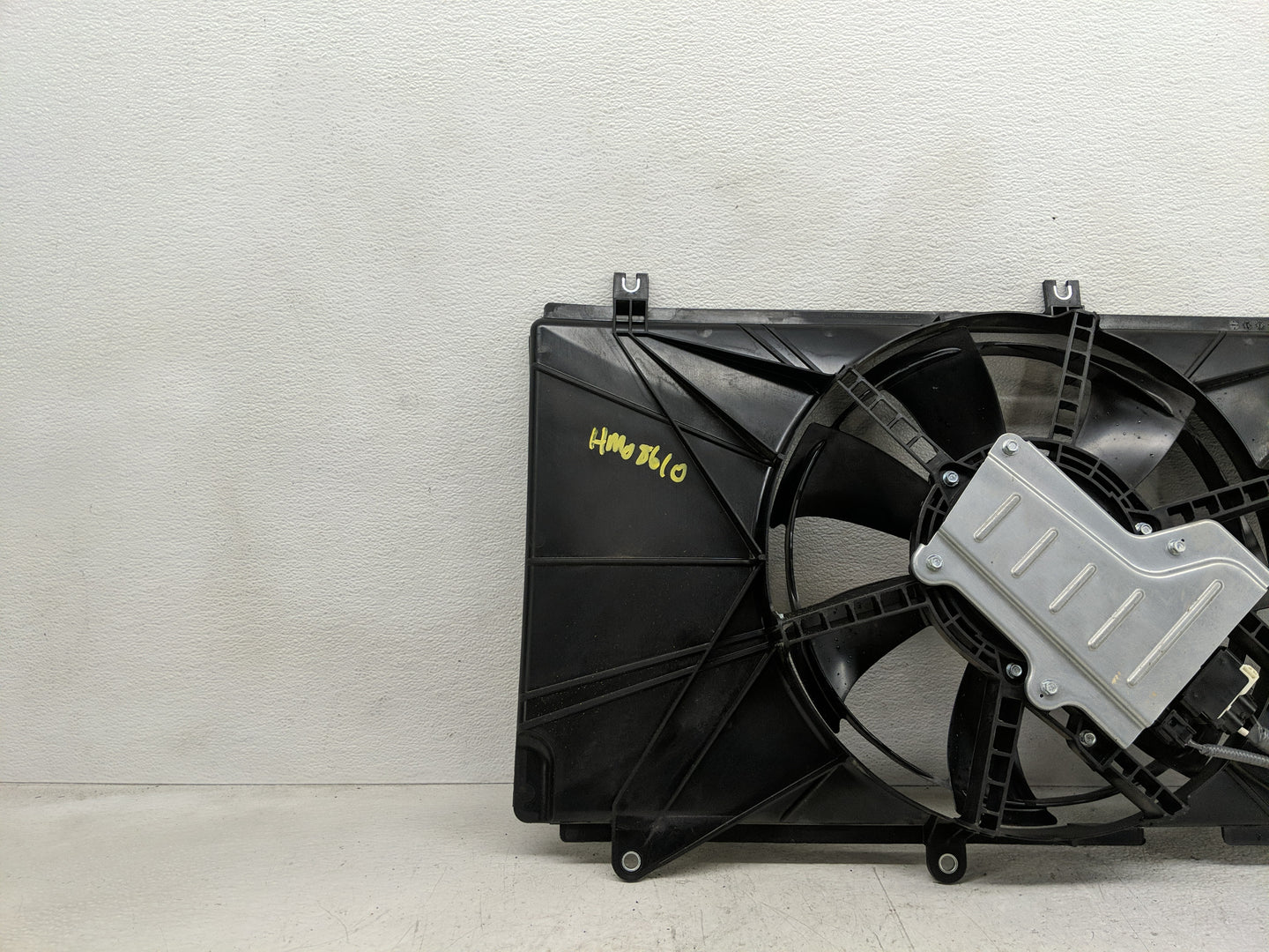 2024 Honda Accord Electric Radiator Cooling Fan Motor Assembly P/N:19015-6NH-A01 Fits OEM Used Auto Parts - Oemusedautoparts