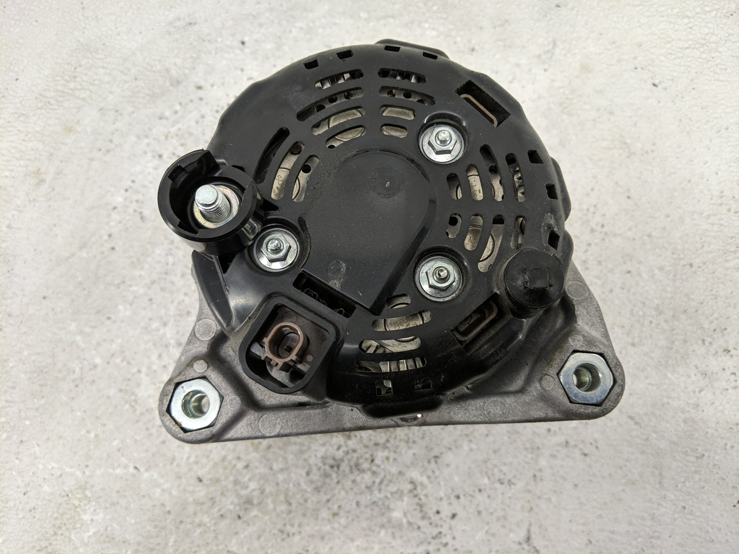 2024 Honda Accord Alternator Replacement Generator Charging Assembly Engine OEM P/N:104211-4941 Fits OEM Used Auto Parts - O