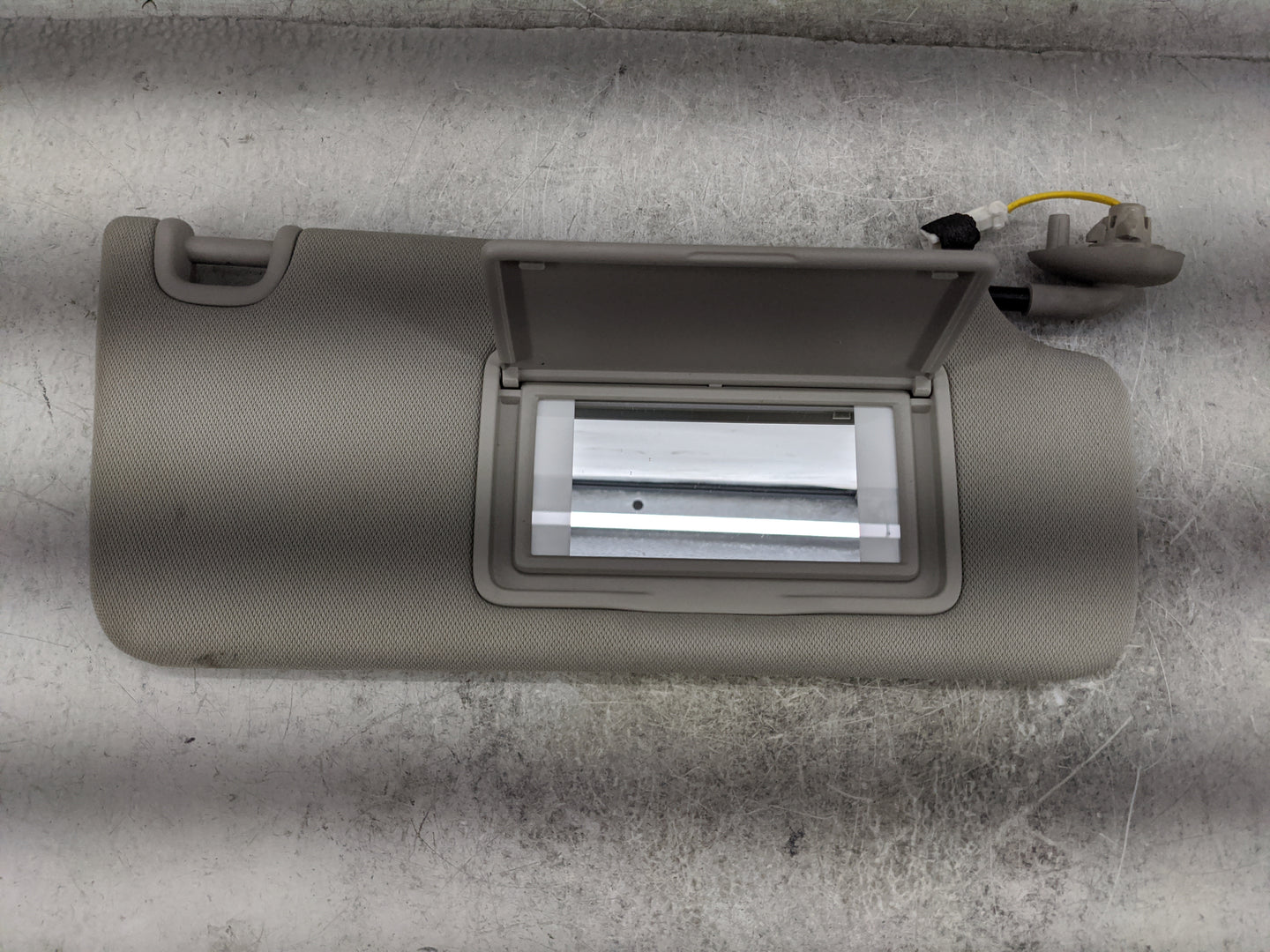 2024 Honda Accord Sun Visor Shade Replacement Passenger Right Mirror Fits OEM Used Auto Parts - Oemusedautoparts1.com