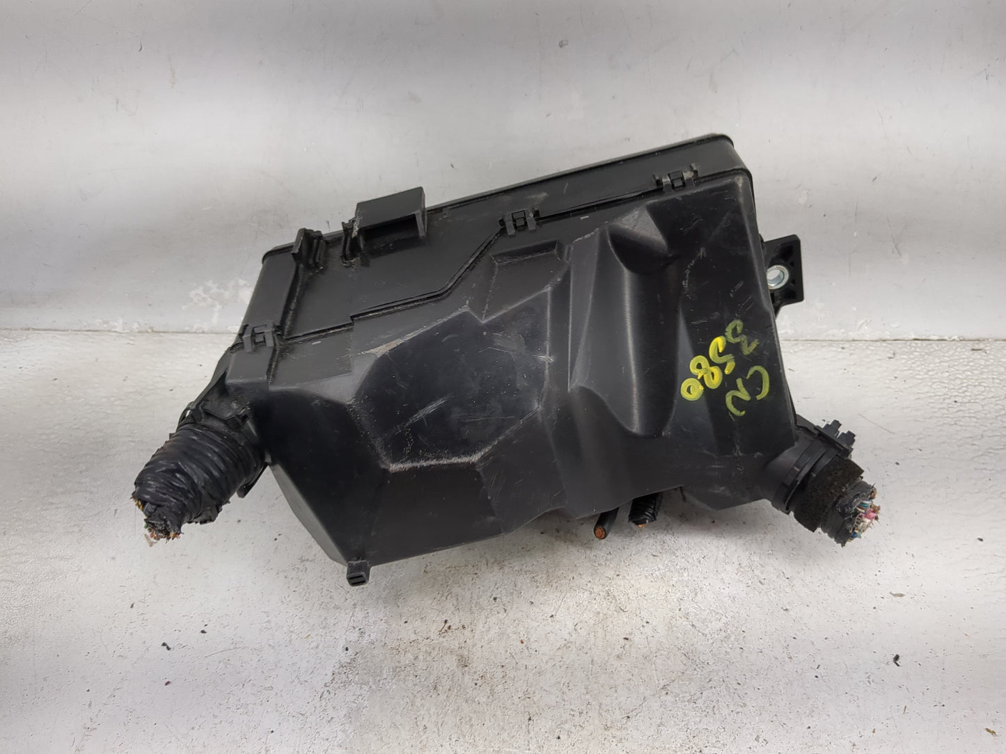2024 Honda Accord Fusebox Fuse Box Panel Relay Module P/N:59020230715 A6 230609 30A-A010 AE230075W Fits OEM Used Auto Parts 