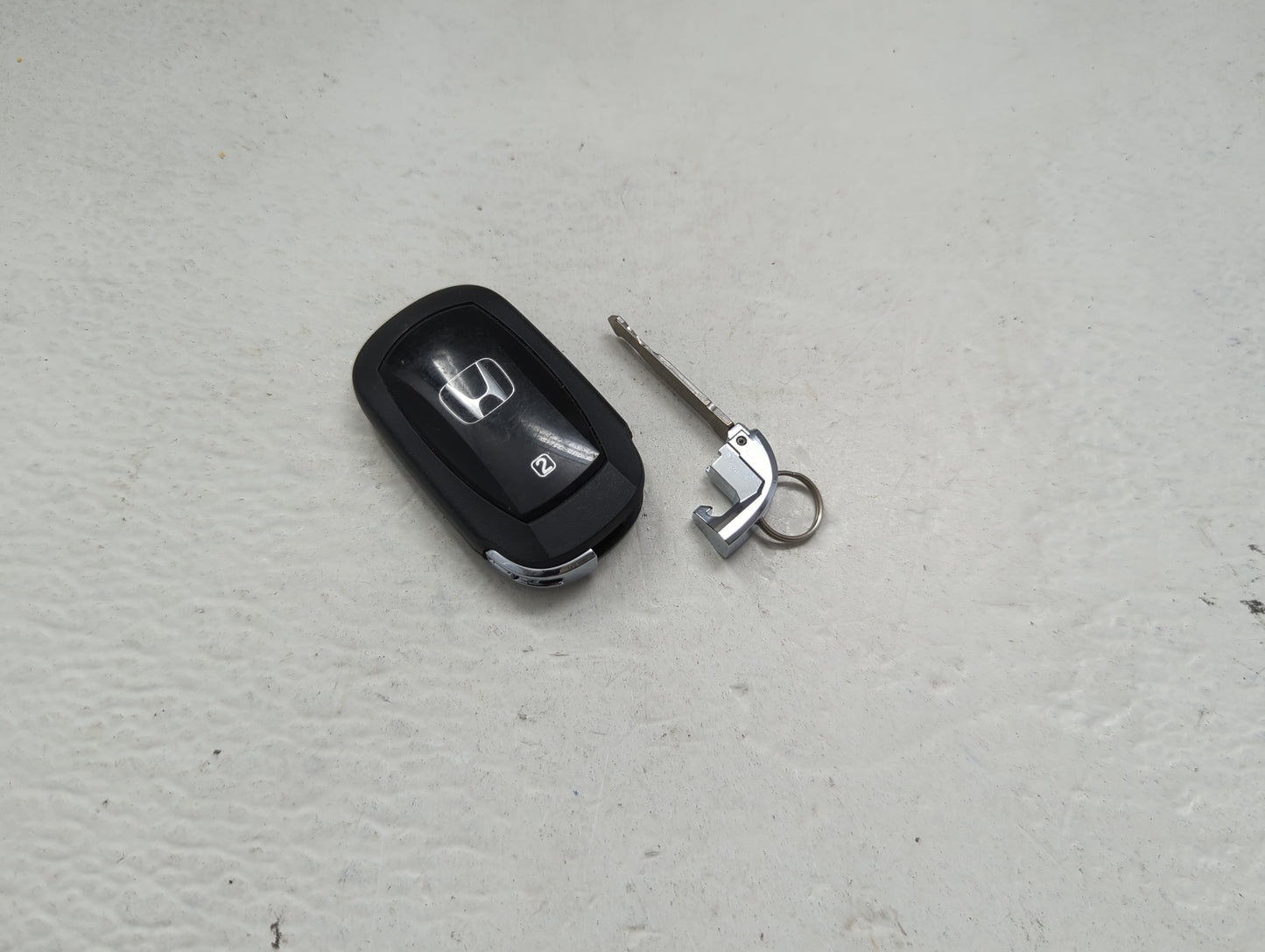 Honda Accord Keyless Entry Remote Fob KR5TP-4 driver2 72147-30A-A11 5 buttons - Oemusedautoparts1.com