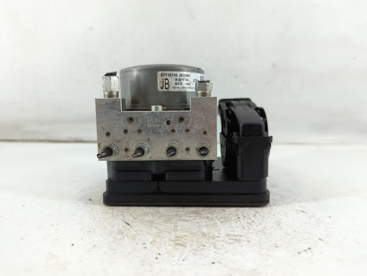 2022 Honda Civic ABS Pump Control Module Replacement P/N:JB30M1 57110T43 Fits OEM Used Auto Parts - Oemusedautoparts1.com