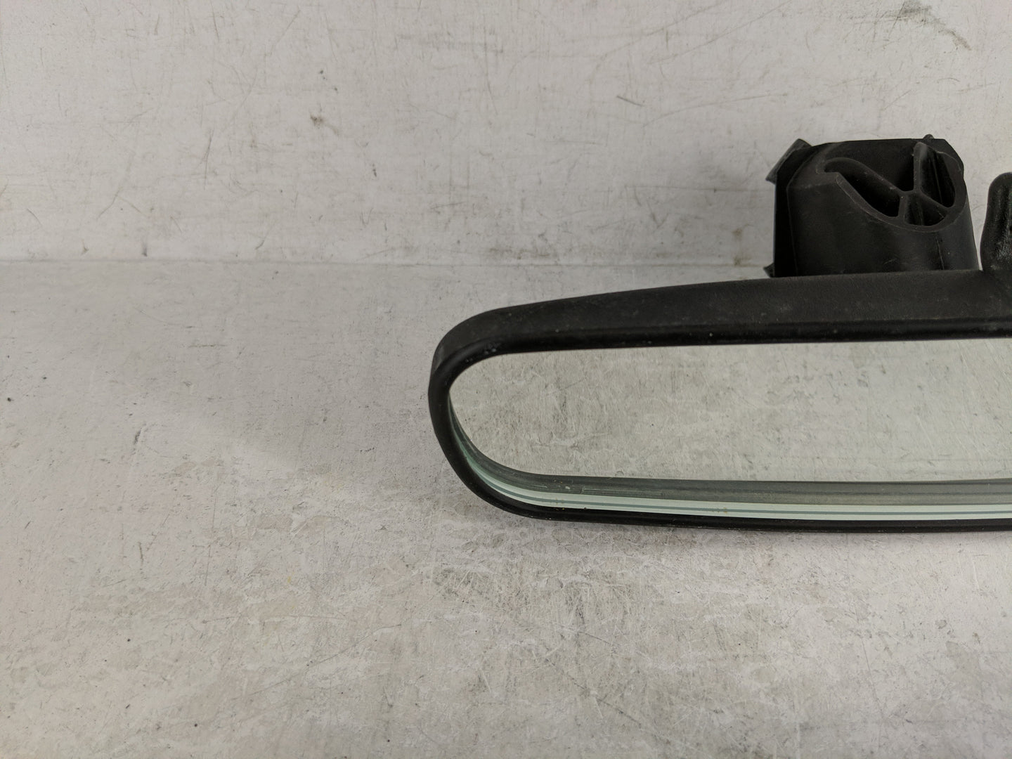 2022 Honda Civic Interior Rear View Mirror Replacement OEM P/N:E11045617 E11015617 Fits OEM Used Auto Parts - Oemusedautopar