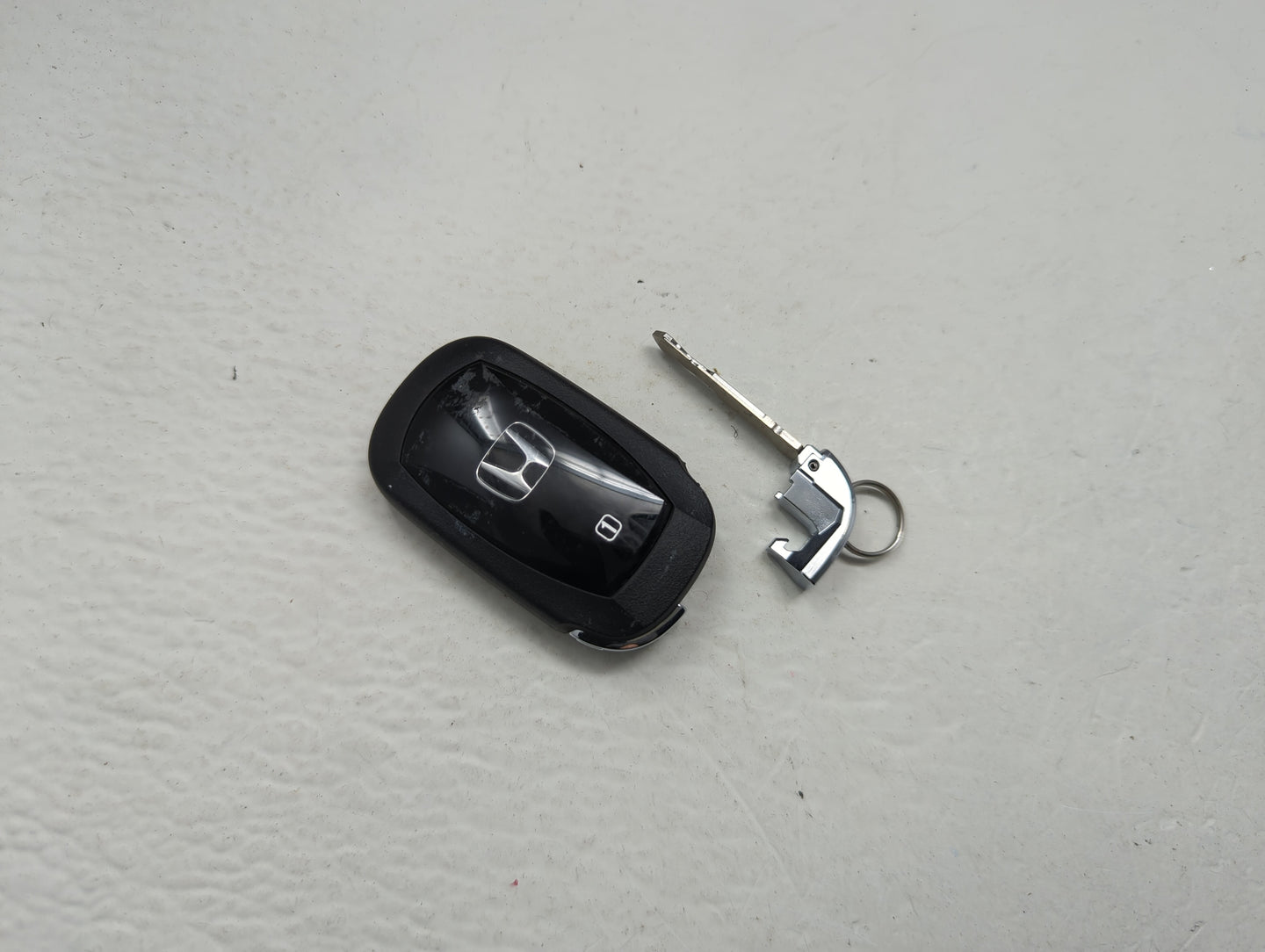 Honda Civic Keyless Entry Remote Fob KR5TP-4 | KR5TP4 driver1 5 buttons - Oemusedautoparts1.com