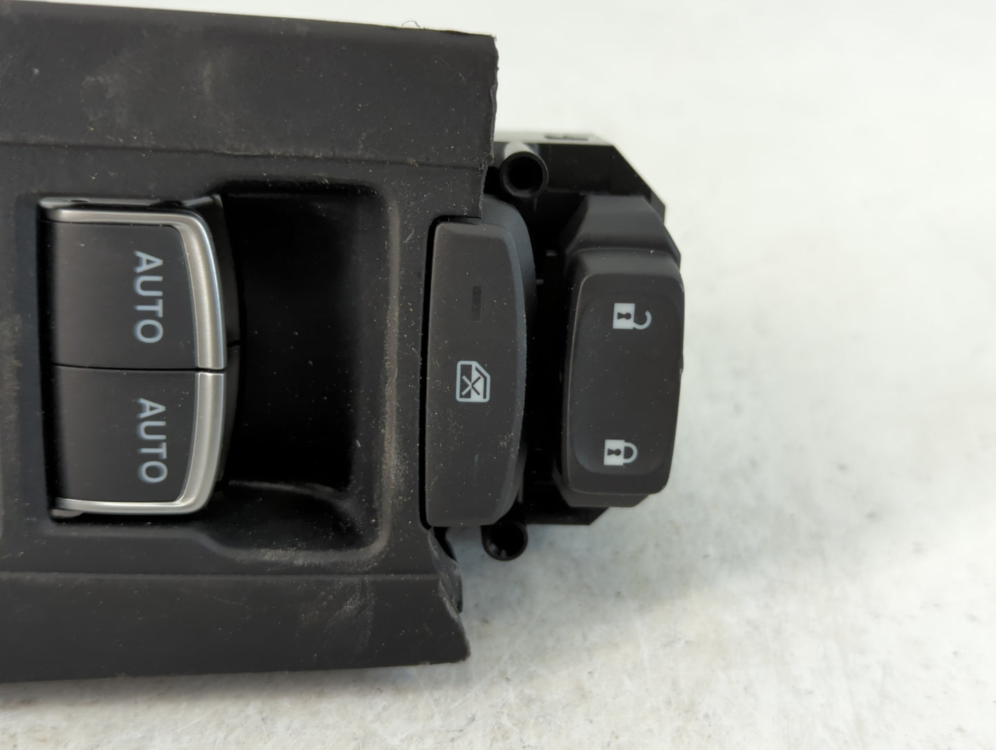 2022 Honda Civic Master Power Window Switch Replacement Driver Side Left P/N:83591-T20-A0-20 Fits OEM Used Auto Parts - Oemu
