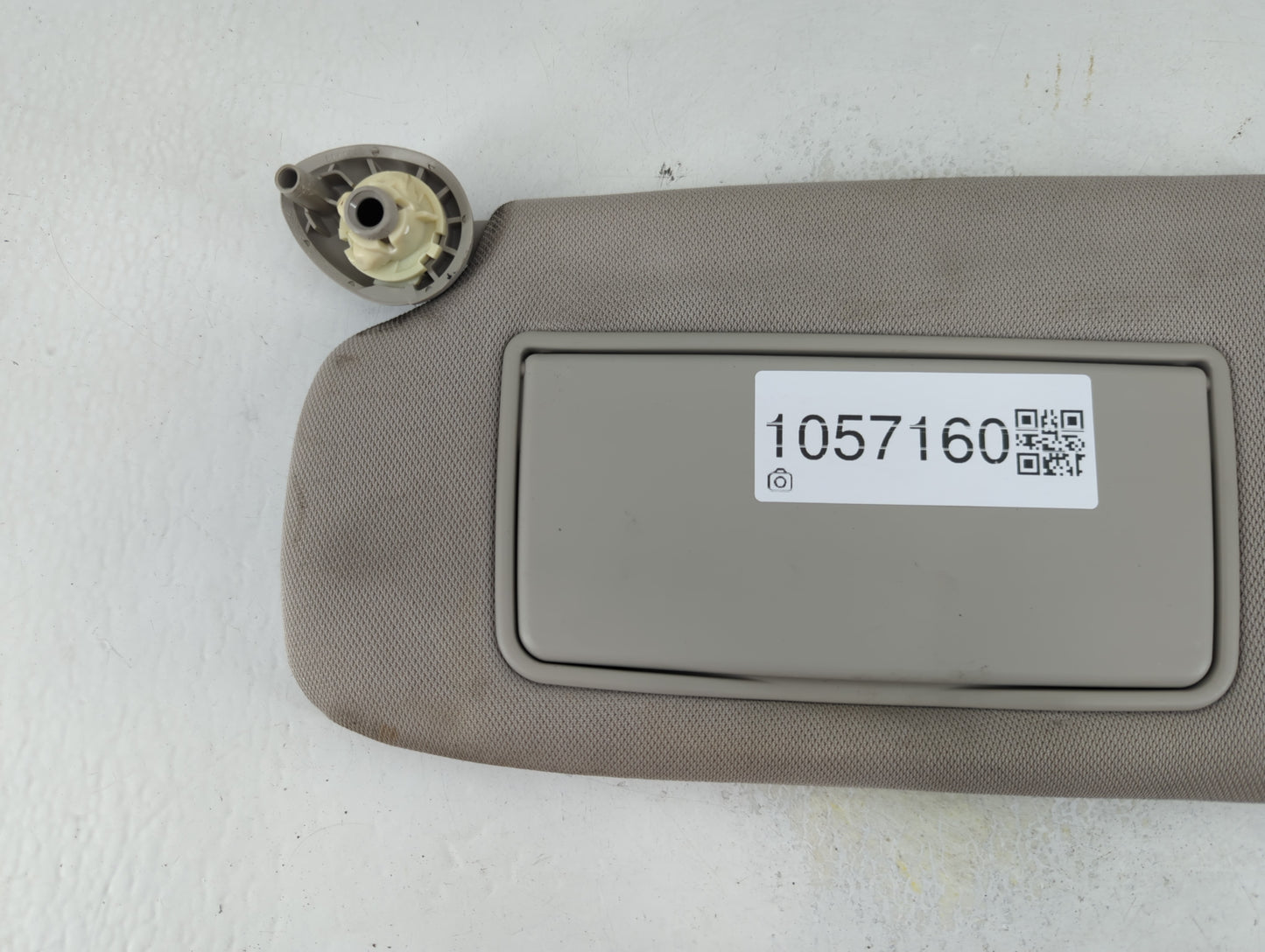 2024 Honda Cr-V Sun Visor Shade Replacement Driver Left Mirror Fits OEM Used Auto Parts - Oemusedautoparts1.com