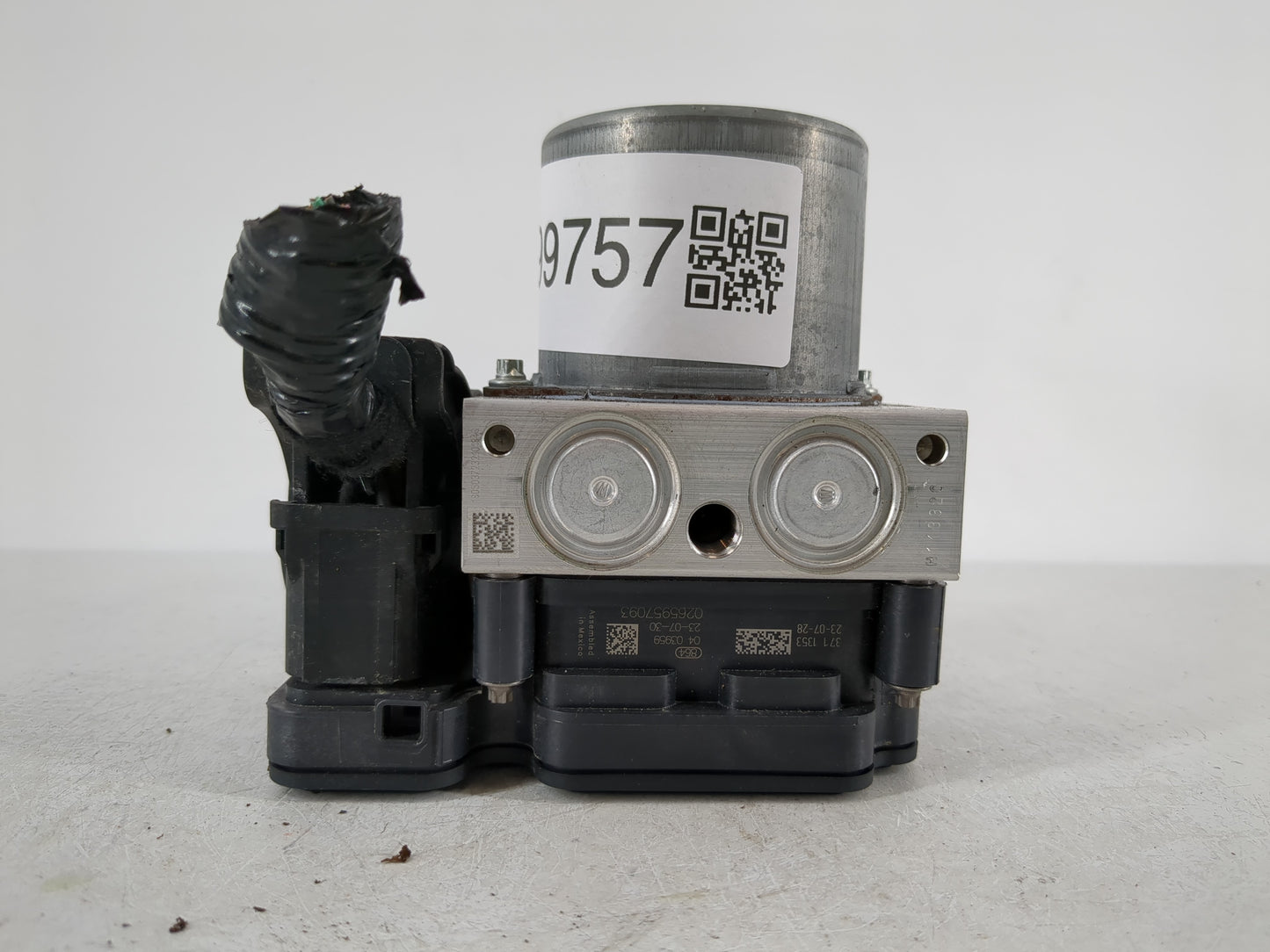 2024 Honda Cr-V ABS Pump Control Module Replacement P/N:57110-3DA-A020-M1 Fits OEM Used Auto Parts - Oemusedautoparts1.com
