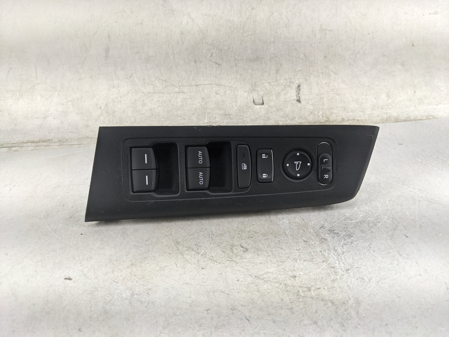 2024 Honda Cr-V Master Power Window Switch Replacement Driver Side Left P/N:TZA A111 0154T Fits OEM Used Auto Parts - Oemuse