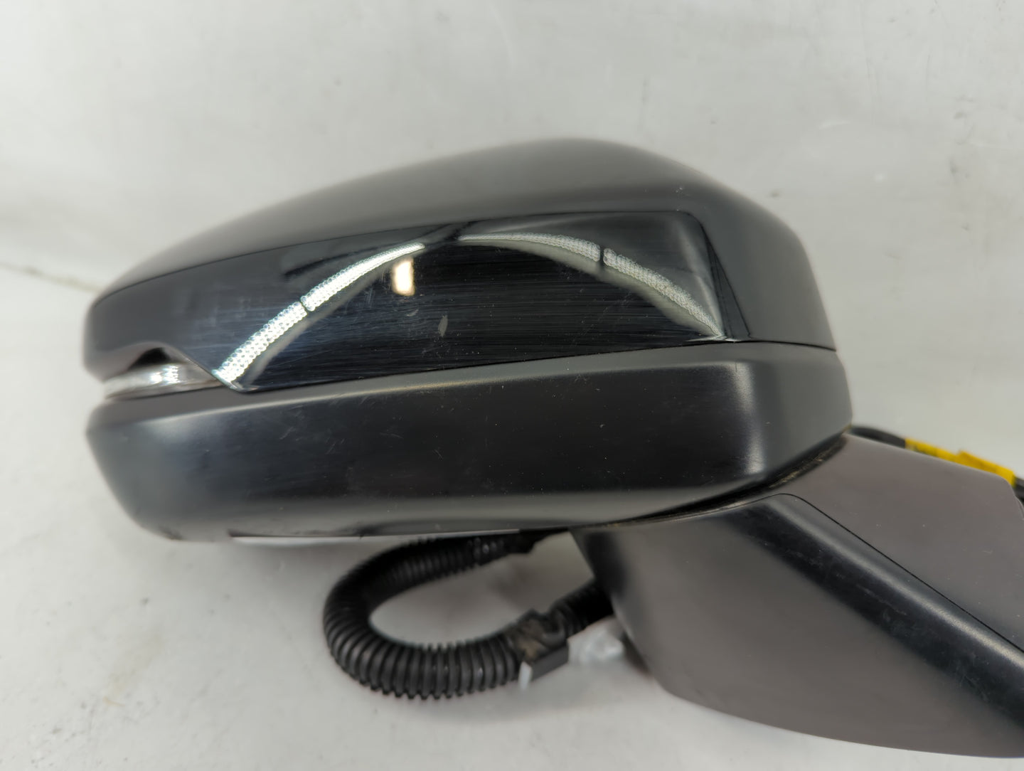 2024 Honda Hr-V Side Mirror Replacement Passenger Right View Door Mirror P/N:762003W0 A43M1 Fits OEM Used Auto Parts - Oemus