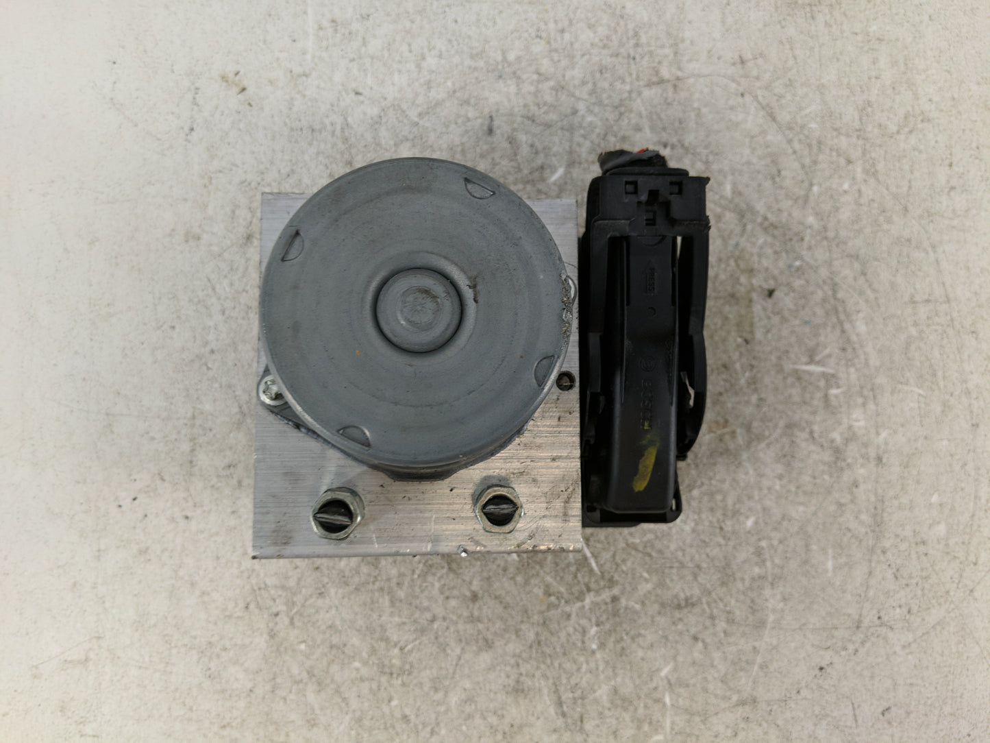 2024 Honda Hr-V ABS Pump Control Module Replacement P/N:3W0A0 MC1 57110-3W0-A040-M1, 970 433 Fits OEM Used Auto Parts - Oemu