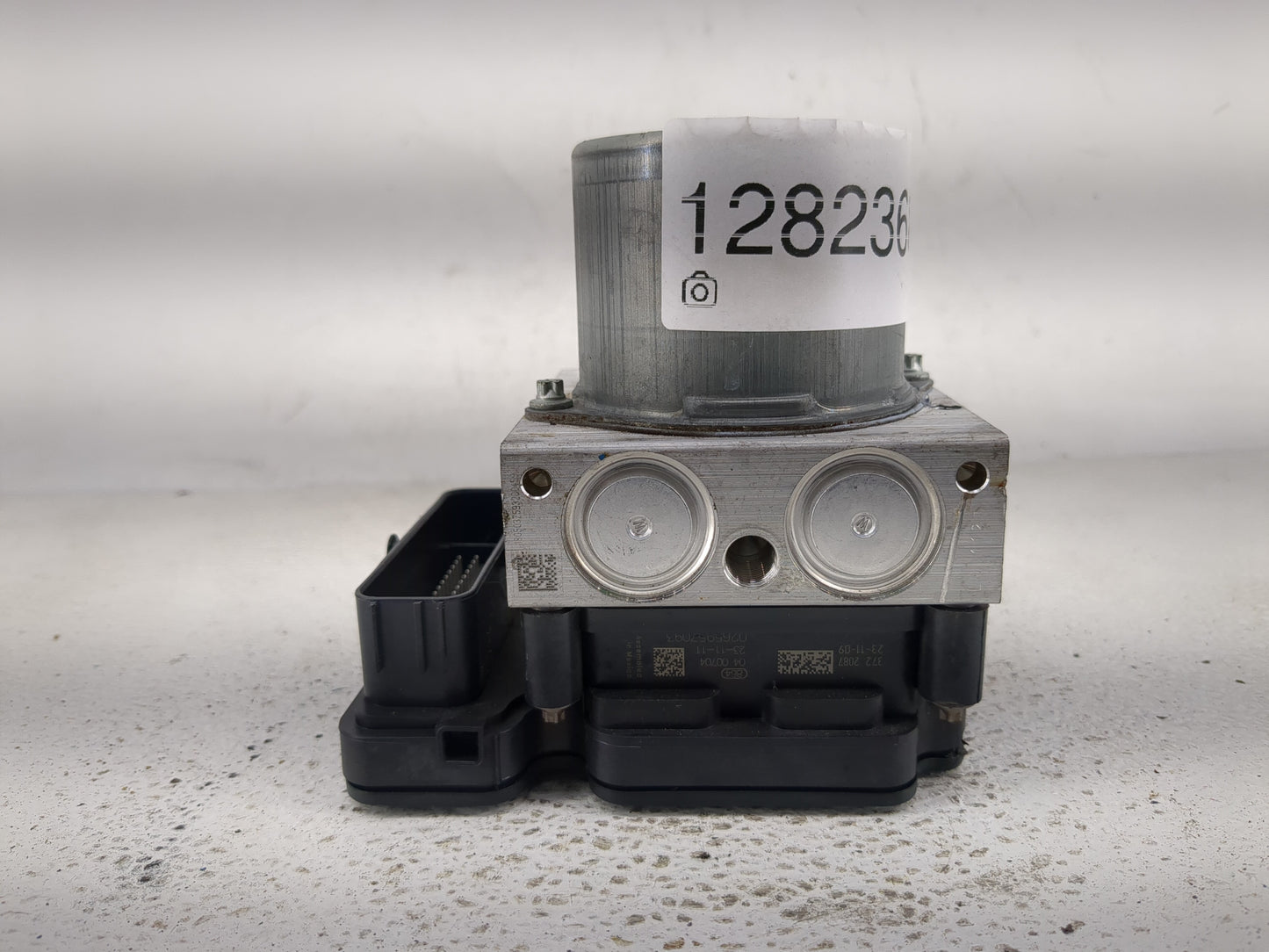 2024 Honda Hr-V ABS Pump Control Module Replacement P/N:57110-3W0-A040-M1 Fits OEM Used Auto Parts - Oemusedautoparts1.com