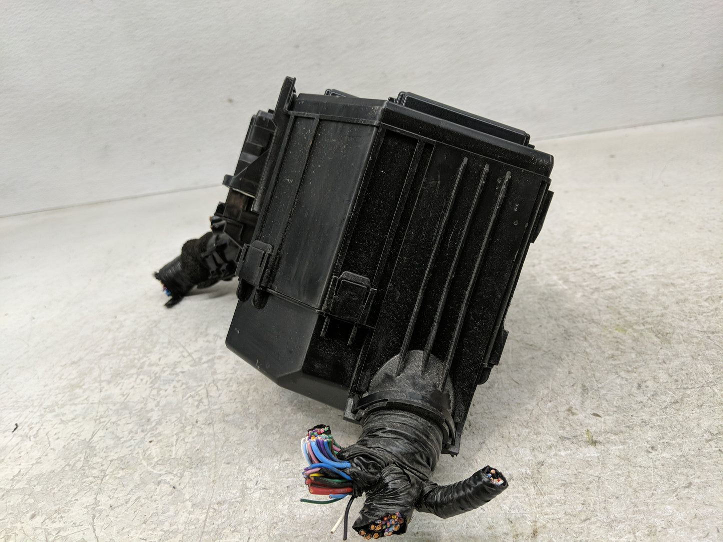 2024 Honda Hr-V Fusebox Fuse Box Panel Relay Module Fits OEM Used Auto Parts - Oemusedautoparts1.com