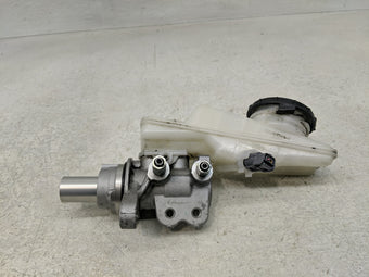 compare product 2024 Honda Hr-v Brake Master Cylinder 1302604