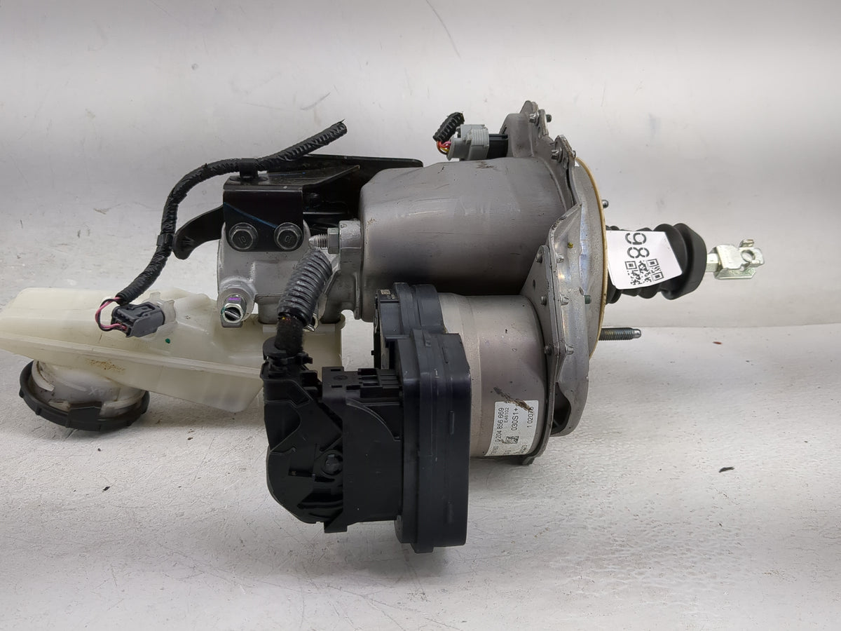 2024 Honda Hr-v Brake Master Cylinder 1423998 - Oemusedautoparts1.com