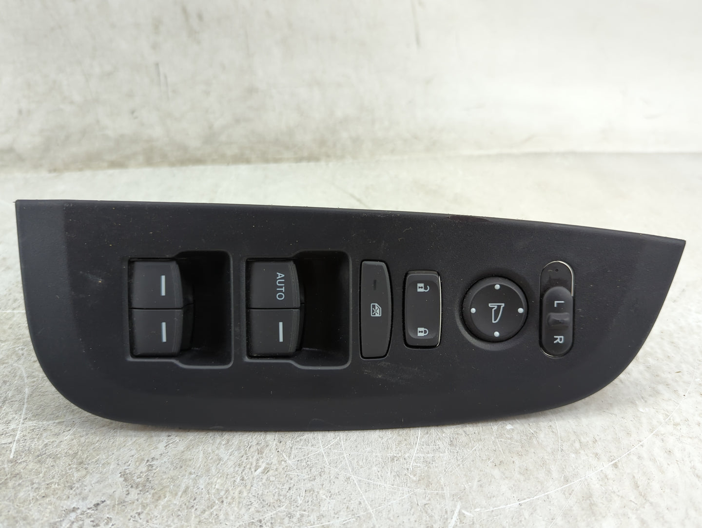 2024 Honda Hr-V Master Power Window Switch Replacement Driver Side Left P/N:M45790 Fits OEM Used Auto Parts - Oemusedautopar