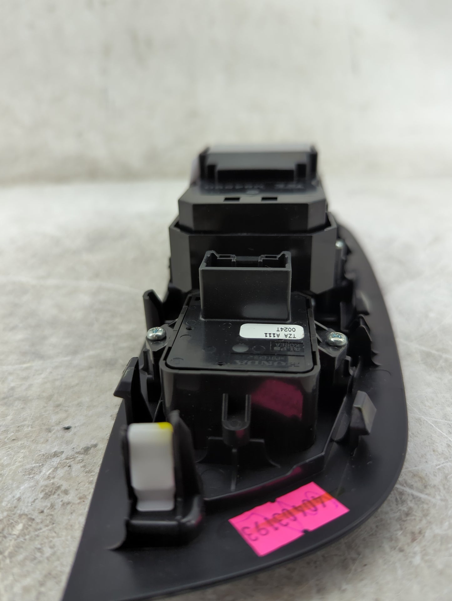2024 Honda Hr-V Master Power Window Switch Replacement Driver Side Left Fits OEM Used Auto Parts - Oemusedautoparts1.com