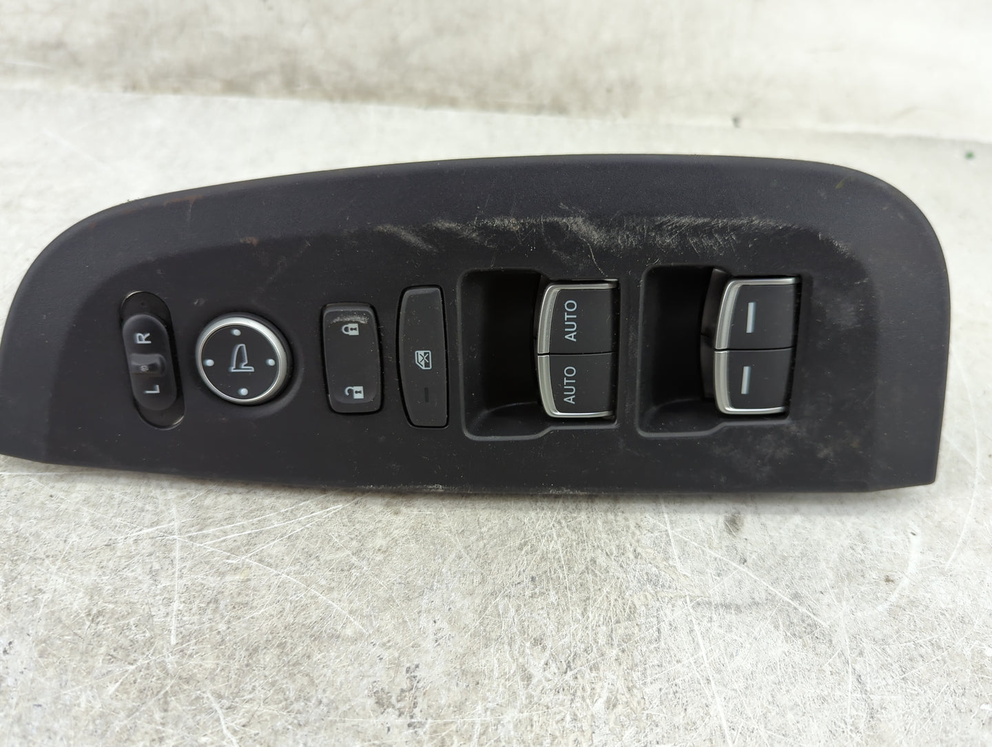 2024 Honda Hr-V Master Power Window Switch Replacement Driver Side Left P/N:83590-3W0A1-10M1 M64590 Fits Fits 2022 OEM Used 