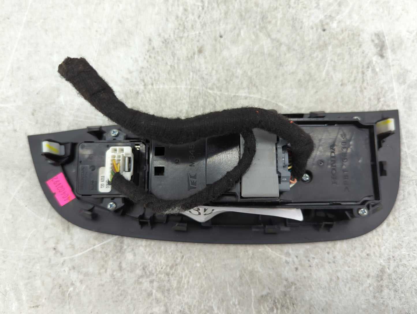 2024 Honda Hr-V Master Power Window Switch Replacement Driver Side Left Fits OEM Used Auto Parts - Oemusedautoparts1.com