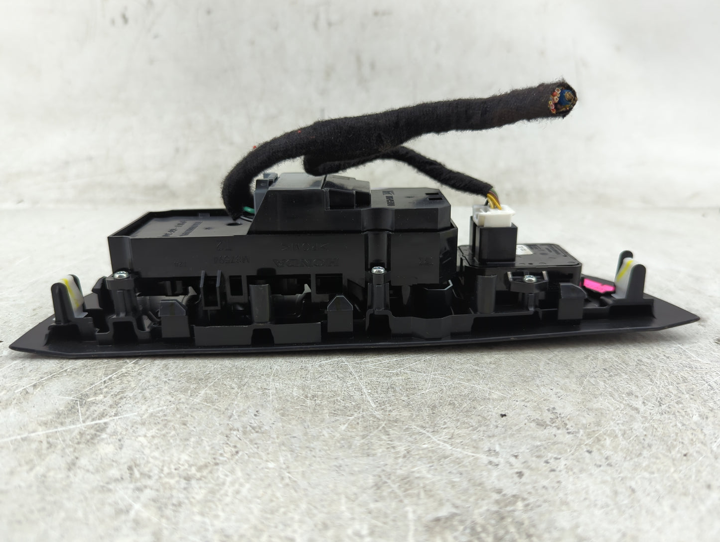 2024 Honda Hr-V Master Power Window Switch Replacement Driver Side Left Fits OEM Used Auto Parts - Oemusedautoparts1.com