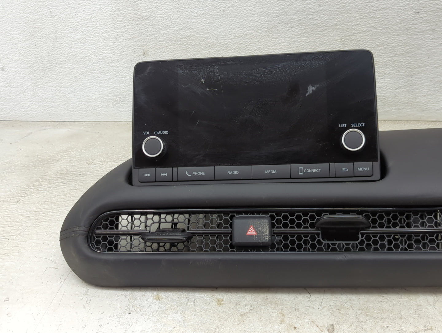2024 Honda Hr-V Radio AM FM Cd Player Receiver Replacement P/N:8A100-3V0-A02-M1 AR-100, UH2VX50-T Fits OEM Used Auto Parts -