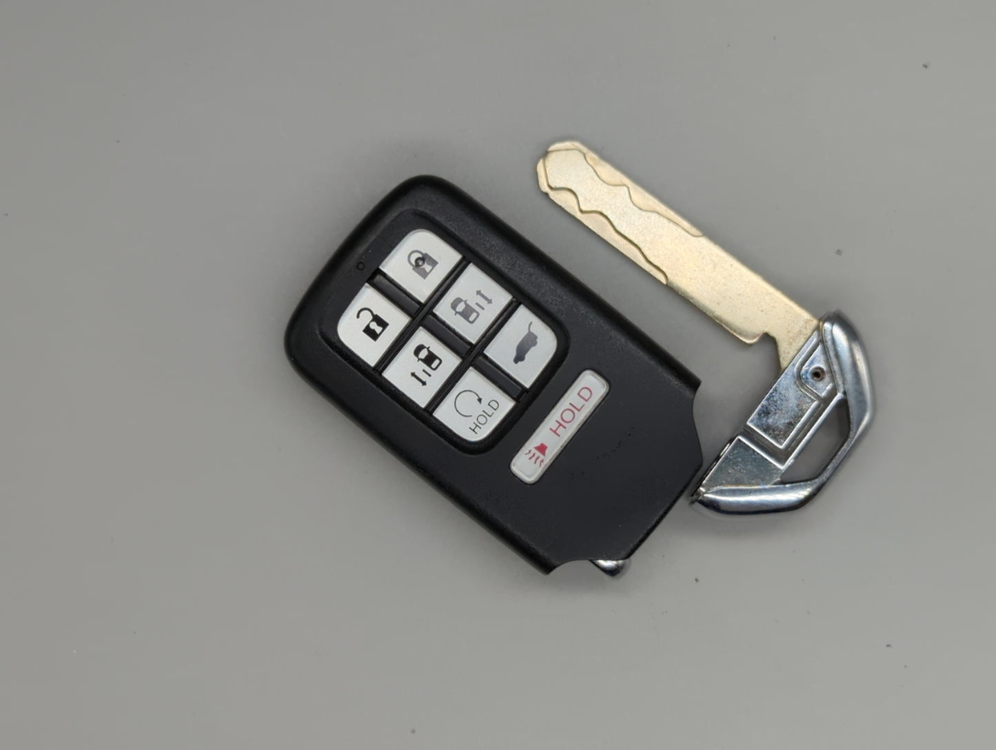 Honda Odyssey Keyless Entry Remote Fob KR5T4X 72147-THR-A51 7 buttons - Oemusedautoparts1.com
