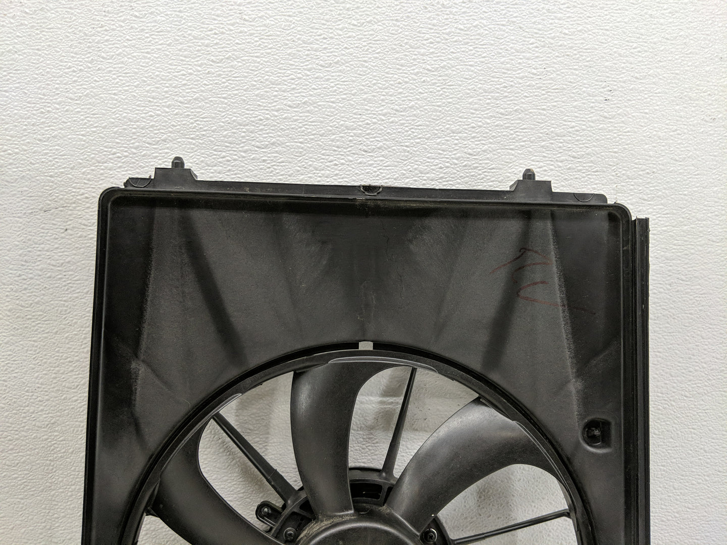 2024 Honda Passport Electric Radiator Cooling Fan Motor Assembly P/N:190155J6A01 Fits OEM Used Auto Parts - Oemusedautoparts