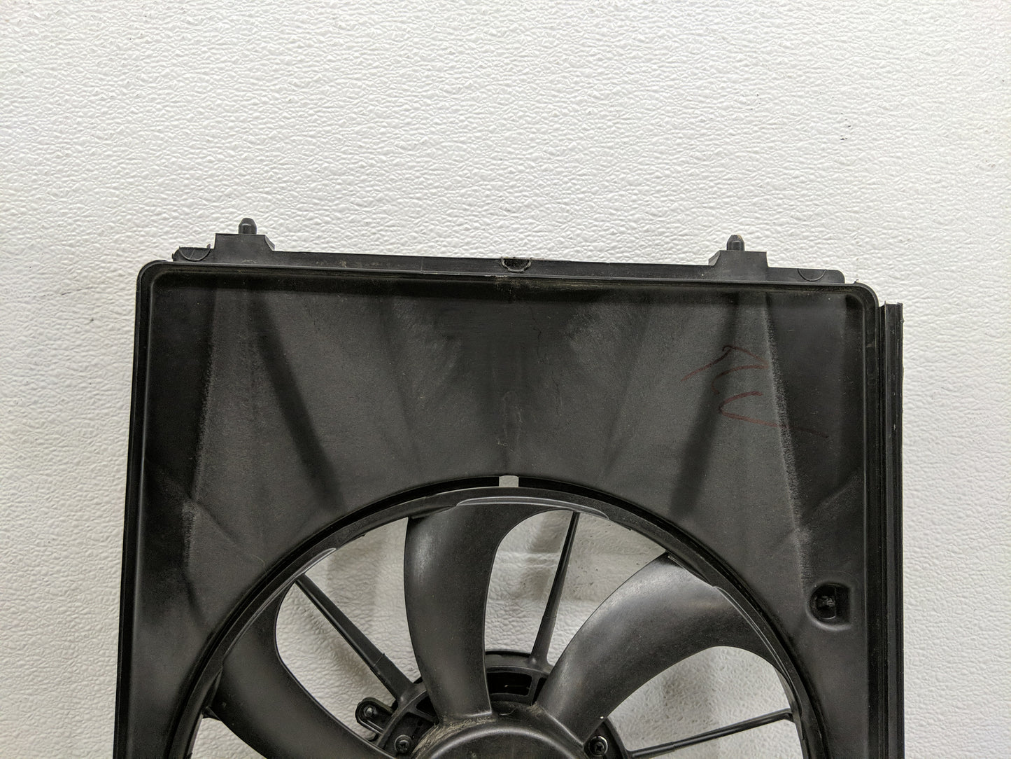 2024 Honda Passport Electric Radiator Cooling Fan Motor Assembly P/N:190155J6A01 Fits OEM Used Auto Parts - Oemusedautoparts
