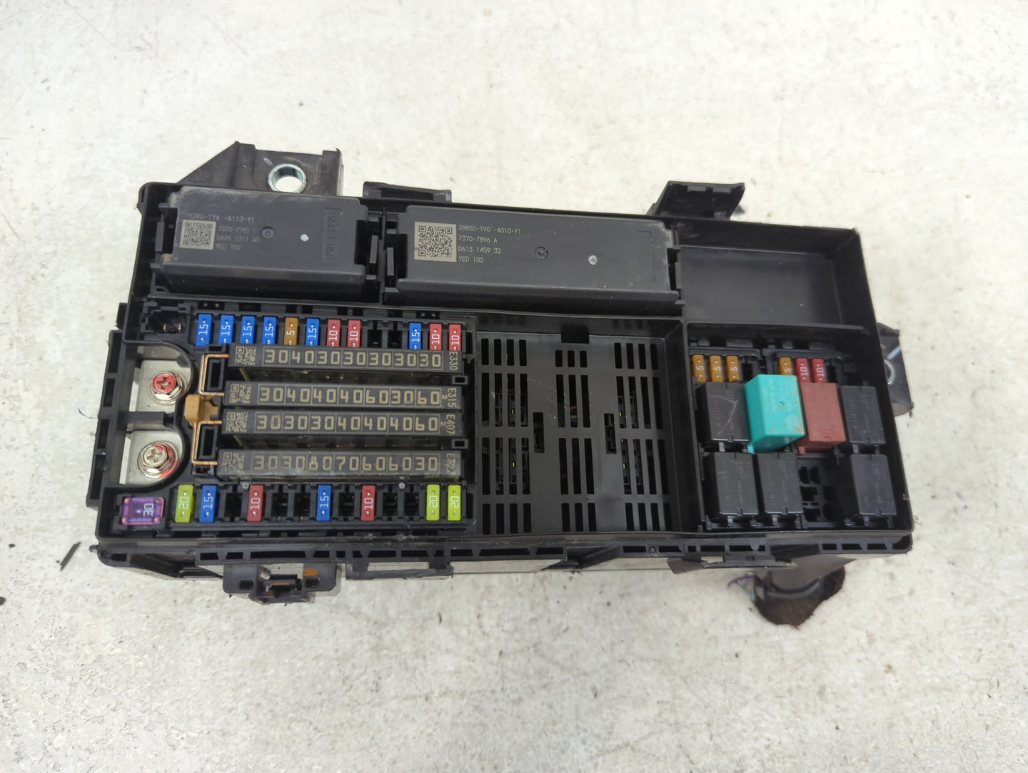 2024 Honda Pilot Fusebox Fuse Box Panel Relay Module Fits OEM Used Auto Parts - Oemusedautoparts1.com
