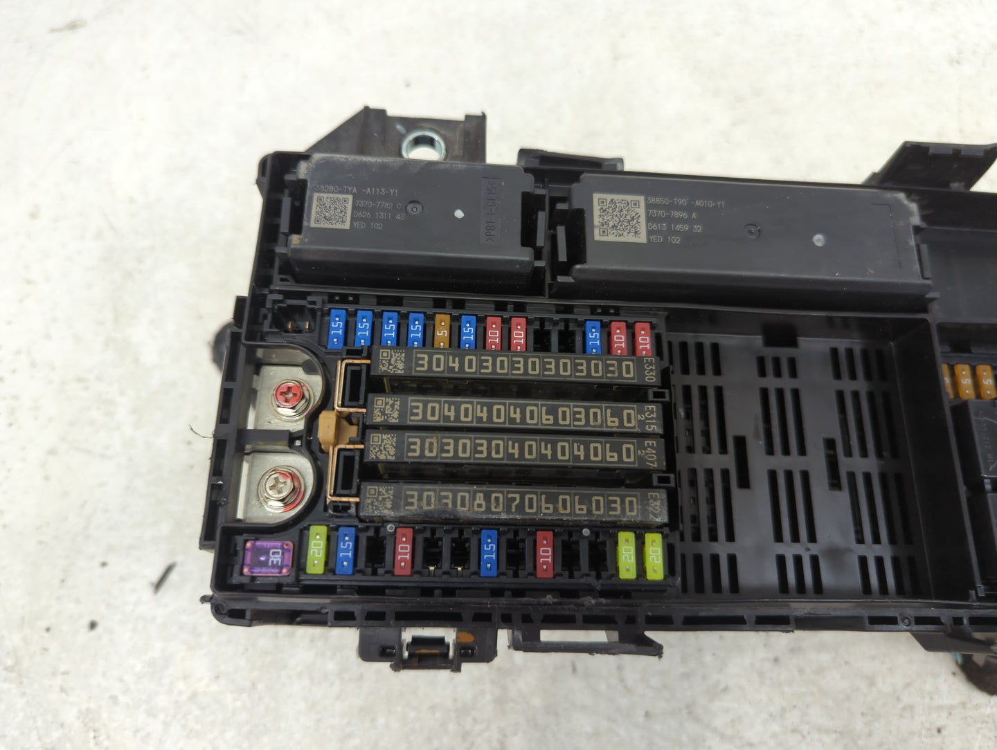 2024 Honda Pilot Fusebox Fuse Box Panel Relay Module Fits OEM Used Auto Parts - Oemusedautoparts1.com