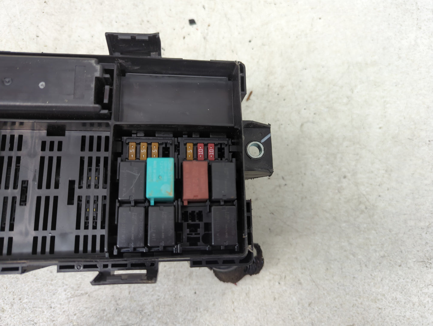 2024 Honda Pilot Fusebox Fuse Box Panel Relay Module Fits OEM Used Auto Parts - Oemusedautoparts1.com