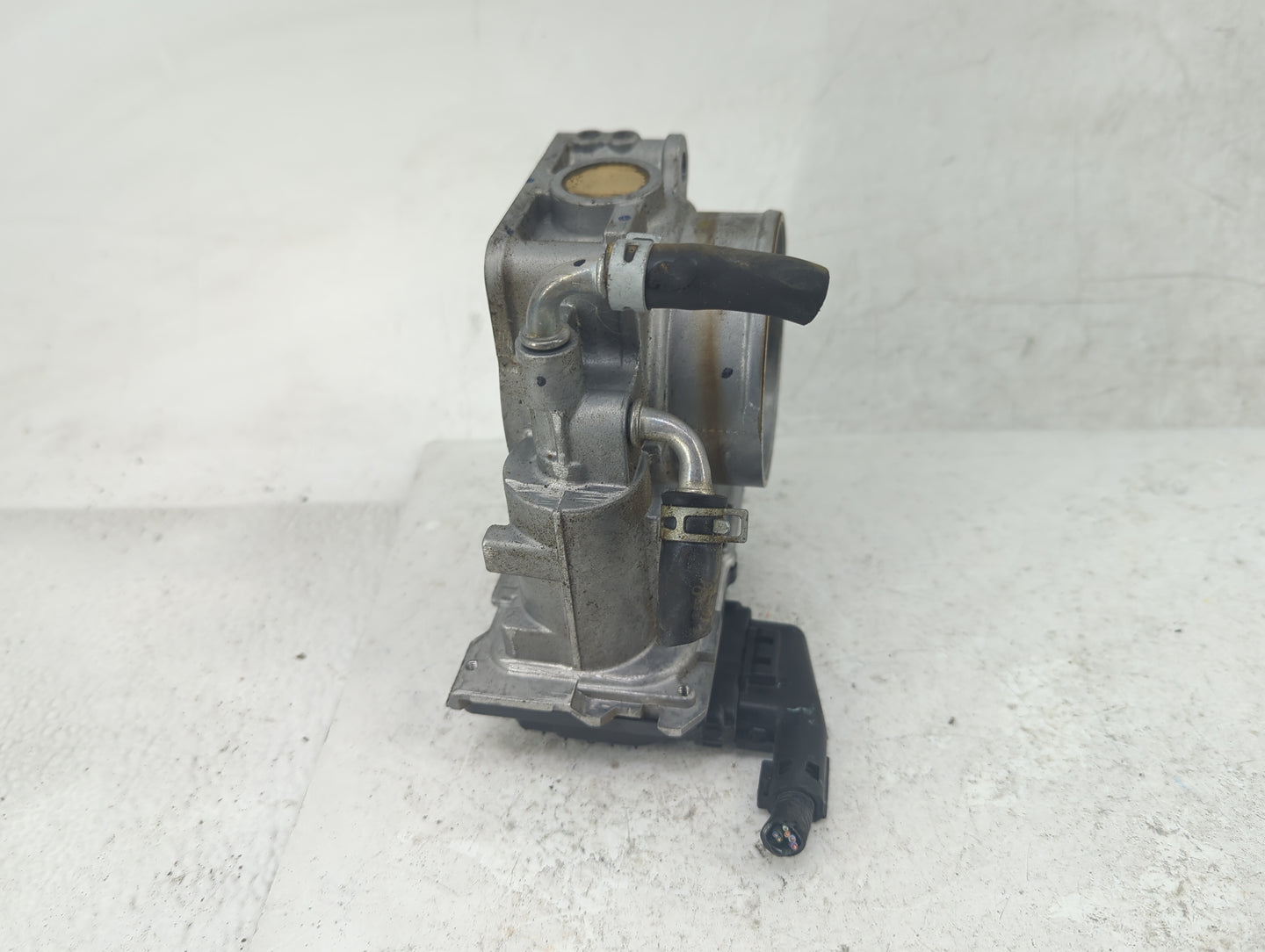 2024 Honda Pilot Throttle Body Fits OEM Used Auto Parts - Oemusedautoparts1.com